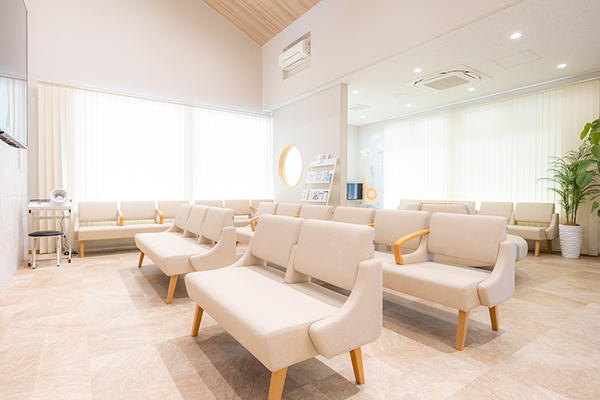 森久剛院長、森美緒副院長 みんなの森ファミリークリニック1