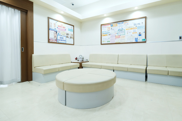 吉津哲茂院長 よしづ眼科 1