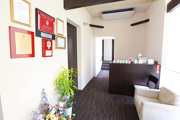 鈴木睦人院長 むつデンタルクリニック1