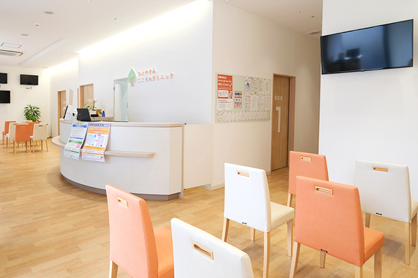 柳原孝章院長、大坪俊介副院長 ひとやすみこころのクリニック姪浜院1