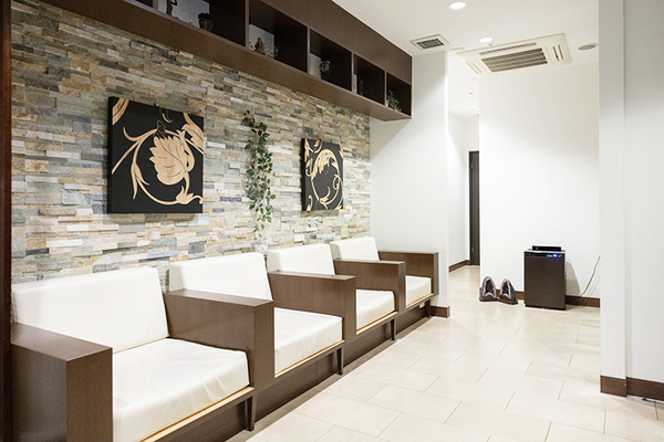 立山哲也院長 オーキッド代官山クリニック1