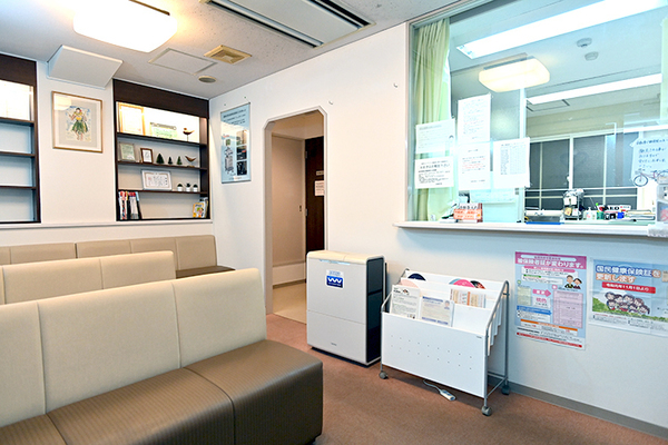 塘義明院長 ツツミ内科循環器科1