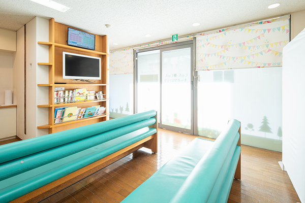 谷川俊太郎院長 しゅんしゅんキッズクリニック1