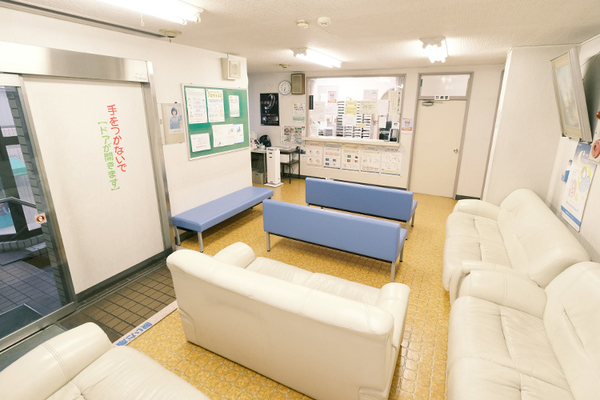 笠井龍一郎院長 笠井眼科1