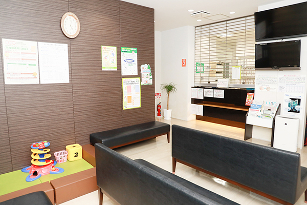 河野浩万院長 河野耳鼻咽喉科Ear Surgi Clinic1