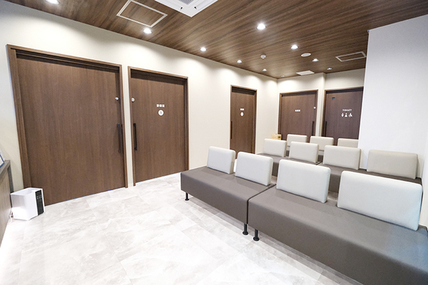 稲波整副院長 いななみクリニック1