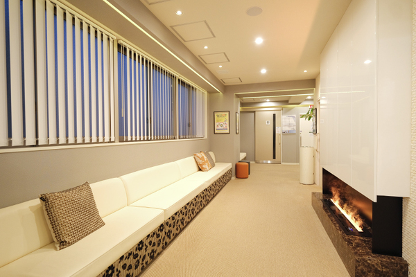 千賀一功院長 花小金井千賀整形外科1