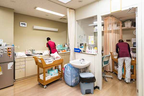 江田芳美院長、佐藤絵美先生 江田クリニック産婦人科1