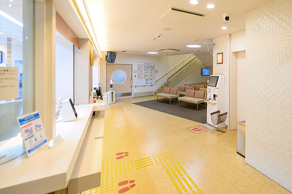 藤田善史院長、中茎敏明副院長、下江千恵美副院長 藤田眼科1