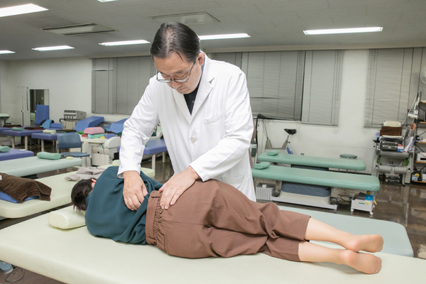 中村博院長 中村博整形外科医院1