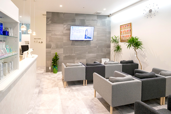 柳瀬哲至院長 紙屋町やなせ皮ふ科クリニック1