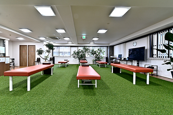 有田正典院長 三宿通り整形外科クリニック1