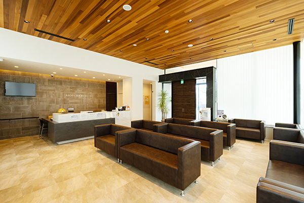 米田　稔院長 愛知とうぶクリニック1