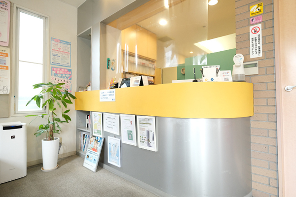 奥村友貴院長、奥村美奈さん 医療法人 奥村歯科医院1