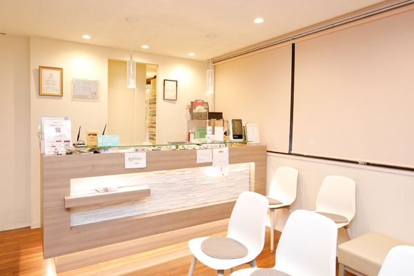 眞田知基副院長 秋山歯科クリニック1