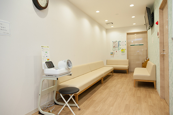 中澤速和院長 東新宿駅前クリニック1