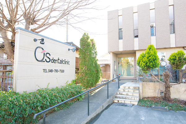 小林久純院長 Q's dental clinic1