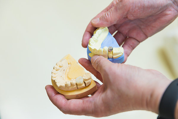 畑中理院長 桂 歯科医院1