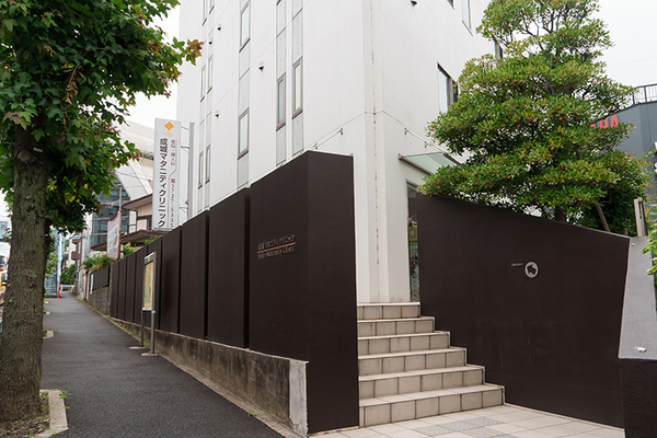 渡場孝弥院長 成城マタニティクリニック1