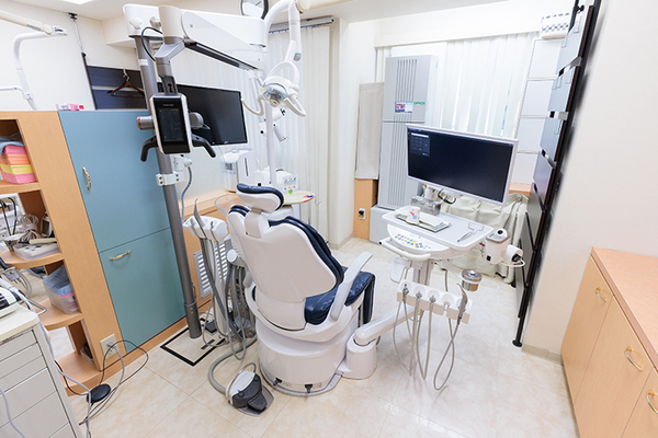 鈴木健二院長 すずきデンタルクリニック1