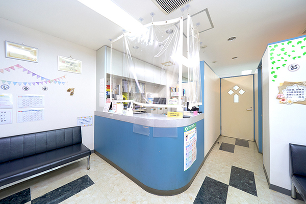 吉岡友真院長 鈴木耳鼻咽喉科医院1