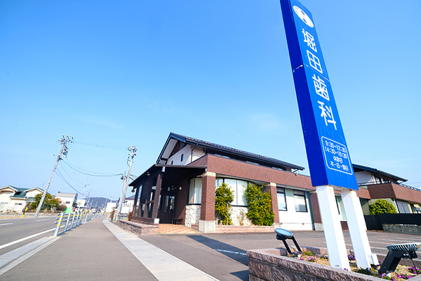 堀田哲史院長 堀田歯科1