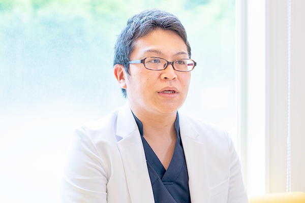 馬渕英彰院長 あいりお耳鼻科2