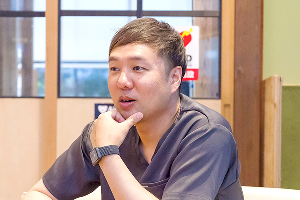 小林秀亮院長 こばやし歯科2