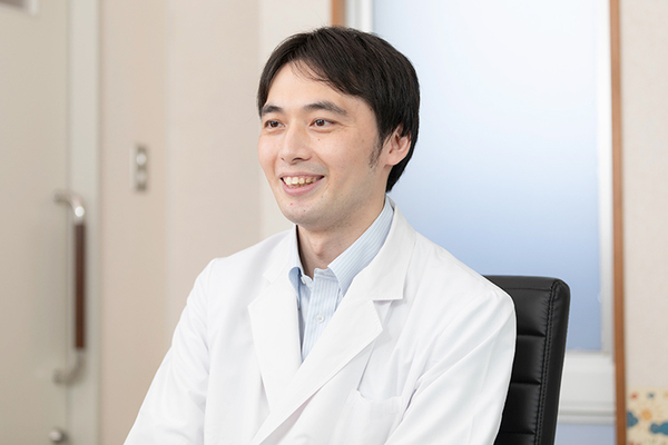 山崎拓先生 整形外科・小児科 安藤医院2