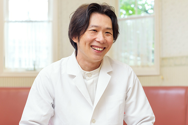 堺信春院長、堺洋紀副院長 堺歯科医院2