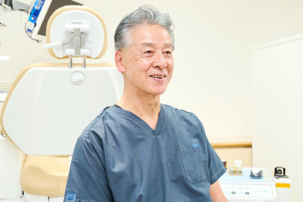 西郷巖院長 保土ケ谷駅ビル歯科2