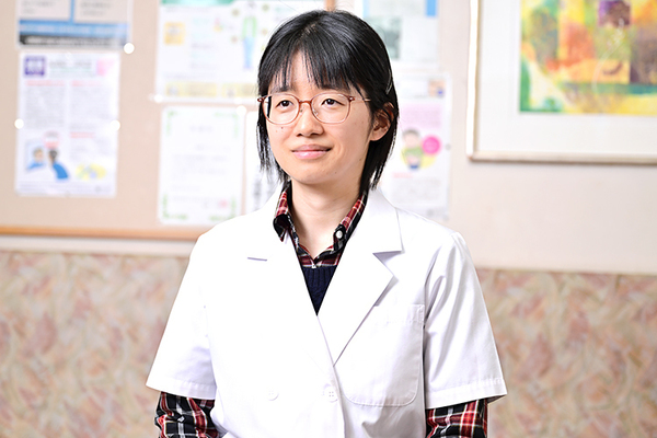 岡部聡院長、林瑠理子先生、林寛仁先生 岡部クリニック2