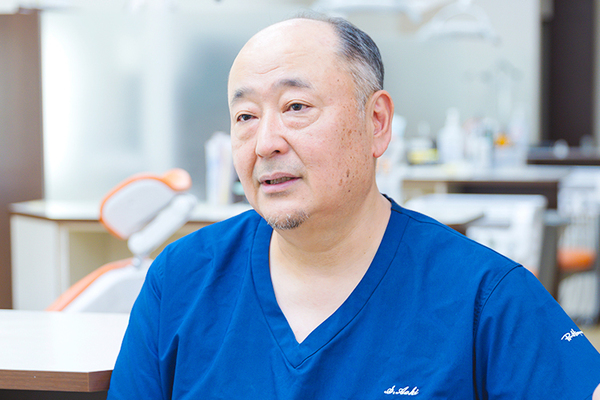 青木誠司院長 まこと歯科医院2