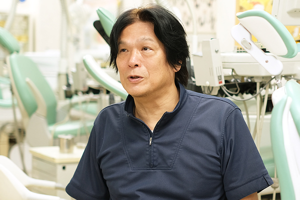 江口康久万院長 江口歯科・矯正2