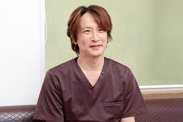 松坂一矢院長 まつさか歯科医院2