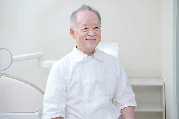 河野伸二郎院長 河野歯科医院2