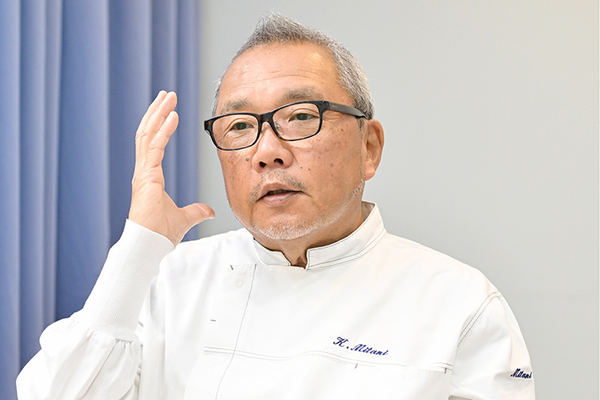 三谷貴一郎院長 みたに眼科クリニック2