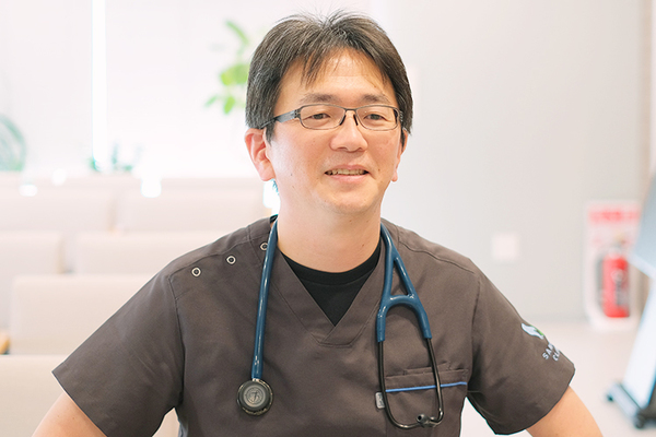 金子佳史院長 三ケ根クリニック2