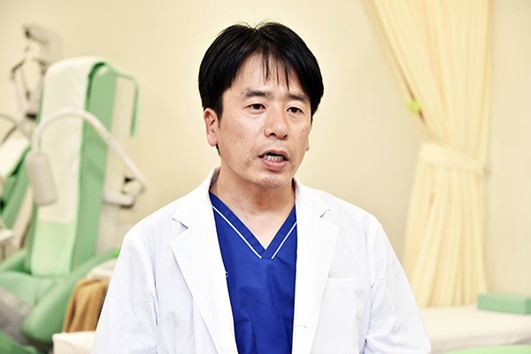 篠田健一院長 しのだ整形外科2