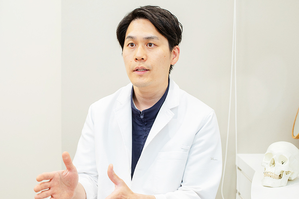 濱本靖也院長 HALO DENTAL CLINIC2