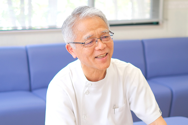 安井徹郎院長 やすい医院2