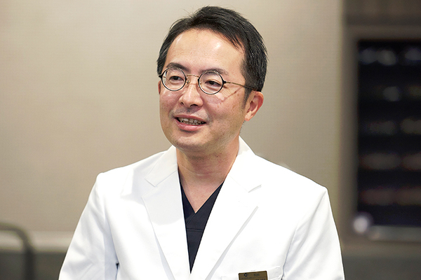 大塚寛樹院長 あいら中央眼科2