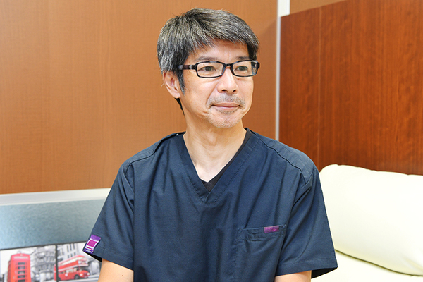 河合秀訓院長 K'sファミリー歯科2