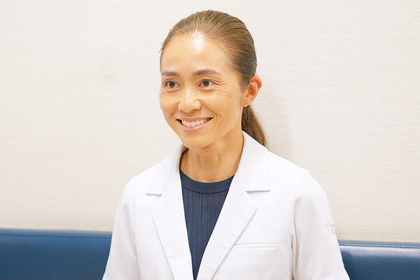 蔵本理枝子院長、伊藤邦成先生 いとう整形外科2