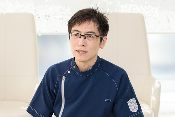 細川周平理事長 青山クオーツデンタルクリニック2