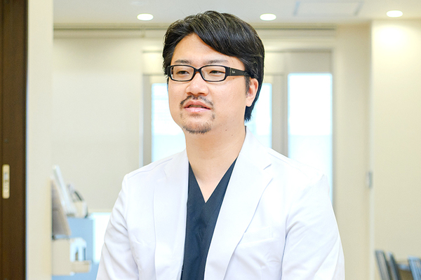 長坂直樹院長 いけふくろう腎・泌尿器科クリニック2