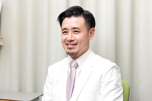 秋野邦彦副院長 秋野眼科医院2
