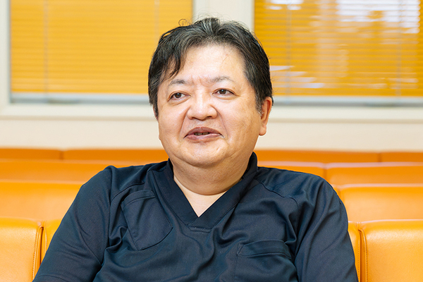 赤沼栄院長 あかぬまクリニック2
