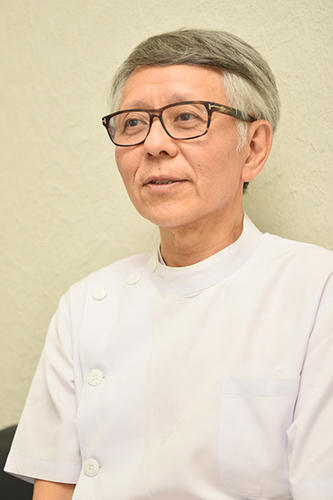矢田進院長、矢田二三代さん 矢田歯科医院2