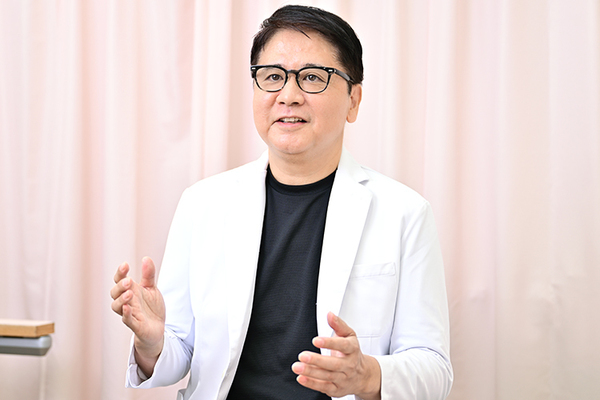 清水顕院長 駒沢皮膚科クリニック2